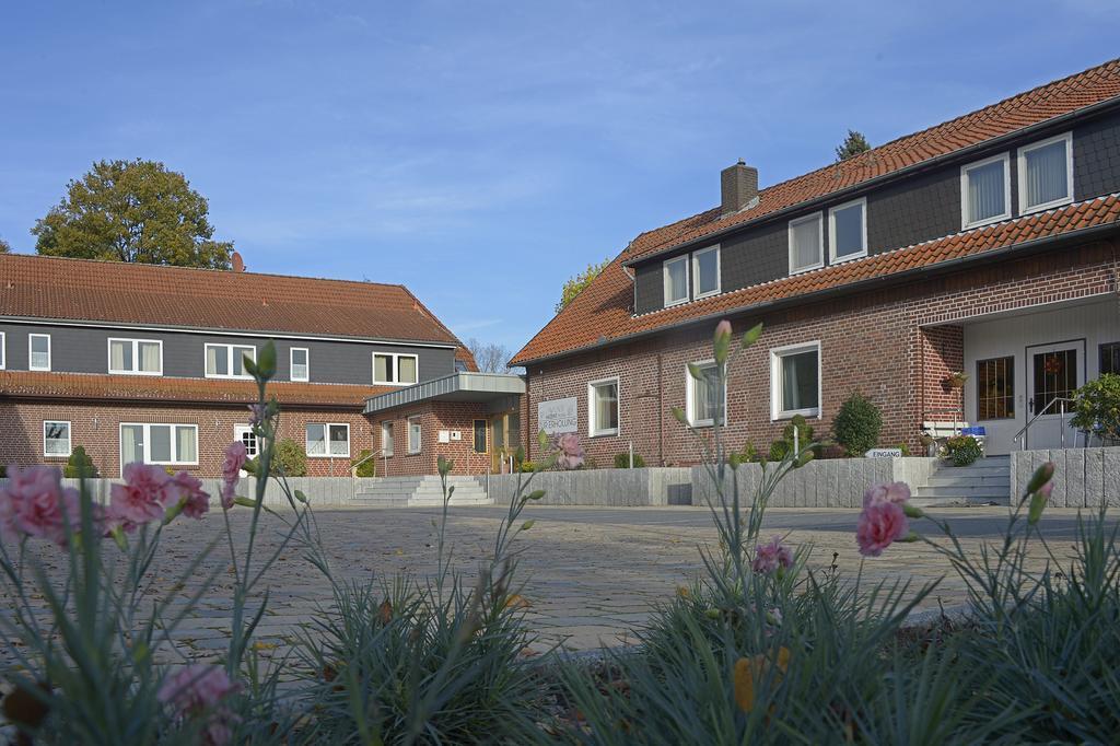 Hotel Zur Erholung & Restaurant Amme'S Landhaus Eicklingen Экстерьер фото